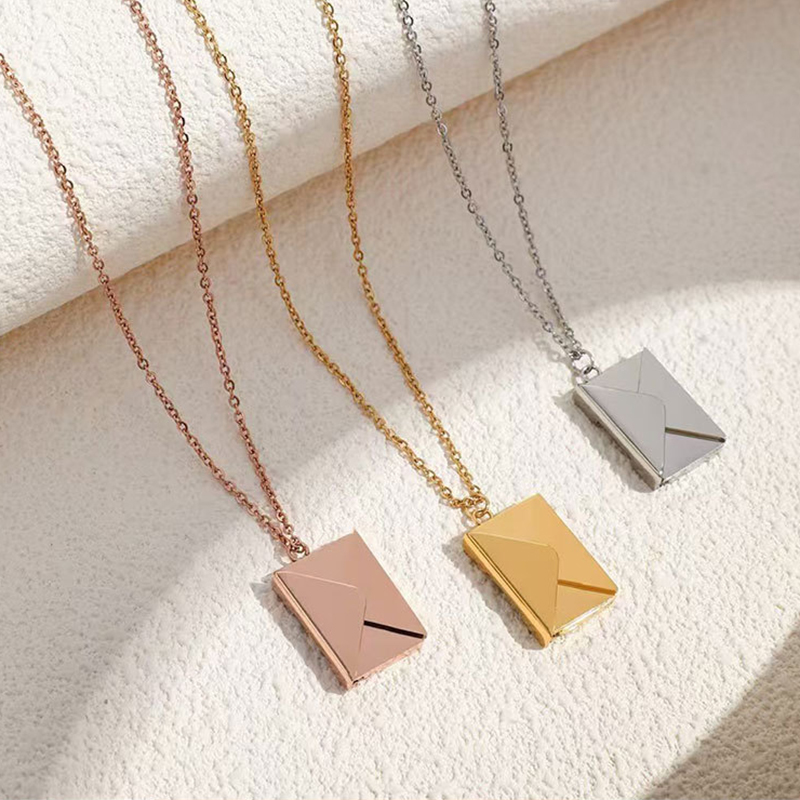 Anime Violet Evergarden Envelo - Men Accessories For Birthday Gift 评论和价格