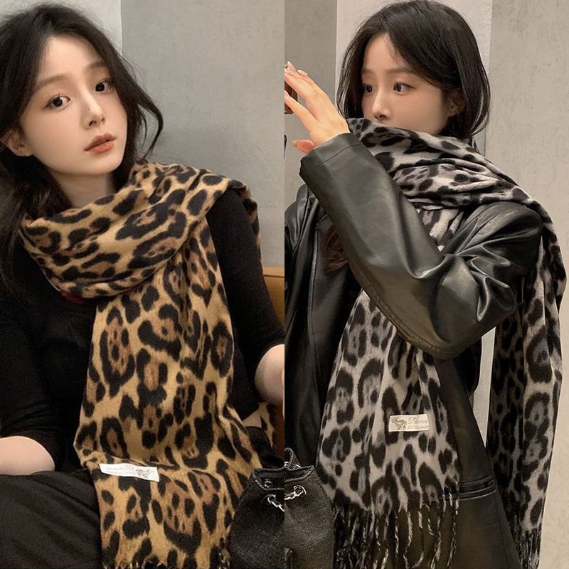 2025 New Retro Silk Leopard Pa - Men Accessories To Wear 评论和价格